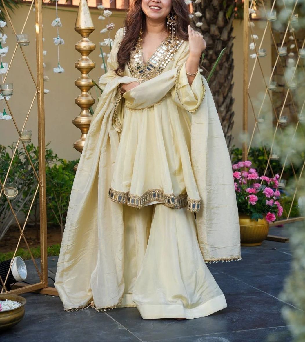 Festival Special Chinon Silk Mirror Work Set (1)