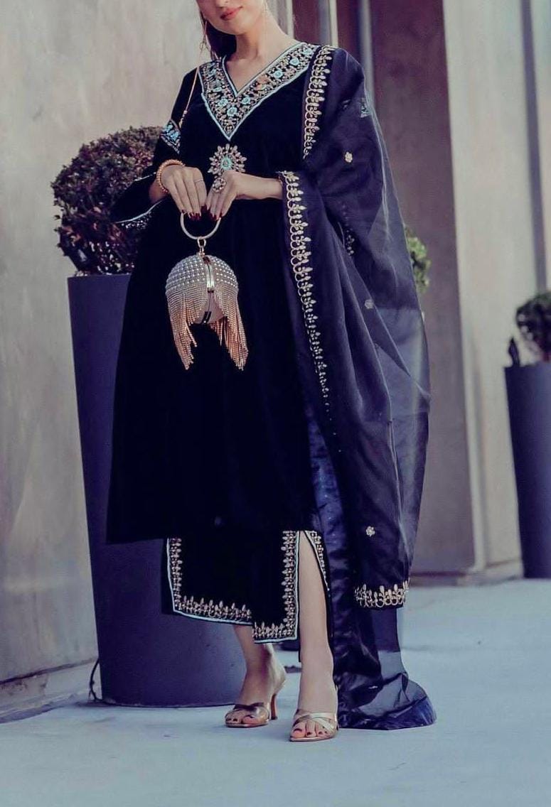 Viscose Velvet Top Palazzo Pant & Dupatta Set (3)